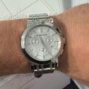 NEW Burberry BU1372 Heritage Chronograph Men's Watch - stainless steel